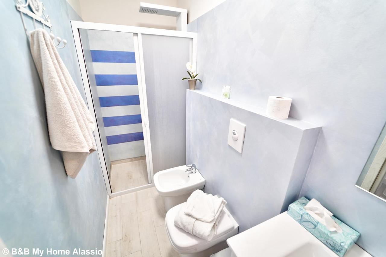 Bed & Breakfast My Home - อาลัสซิโอ ภายนอก รูปภาพ